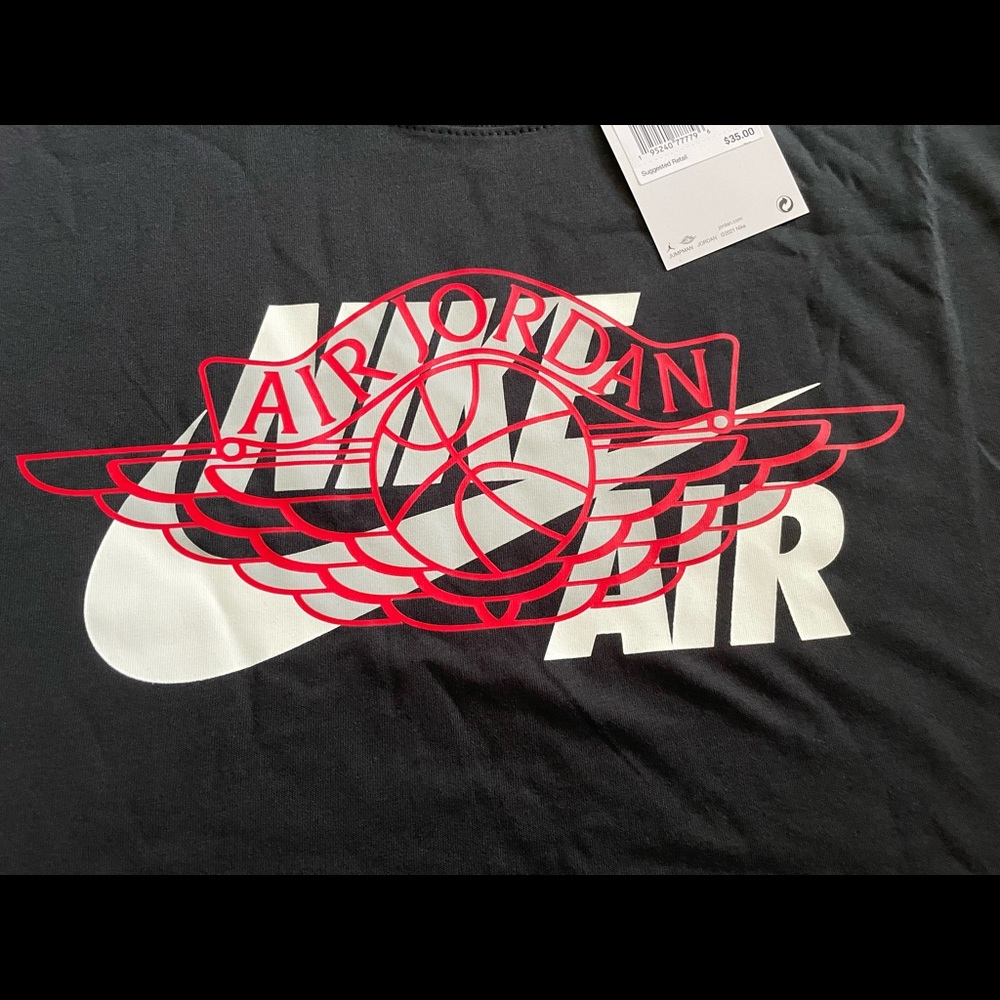 New black Nike Air Jordan tshirt